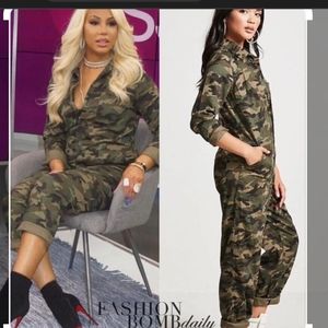 Forever 21 Camo Jumper